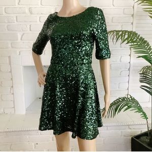 French Connection Emerald Green Sequin Holiday Cocktail Party Dress Size 6